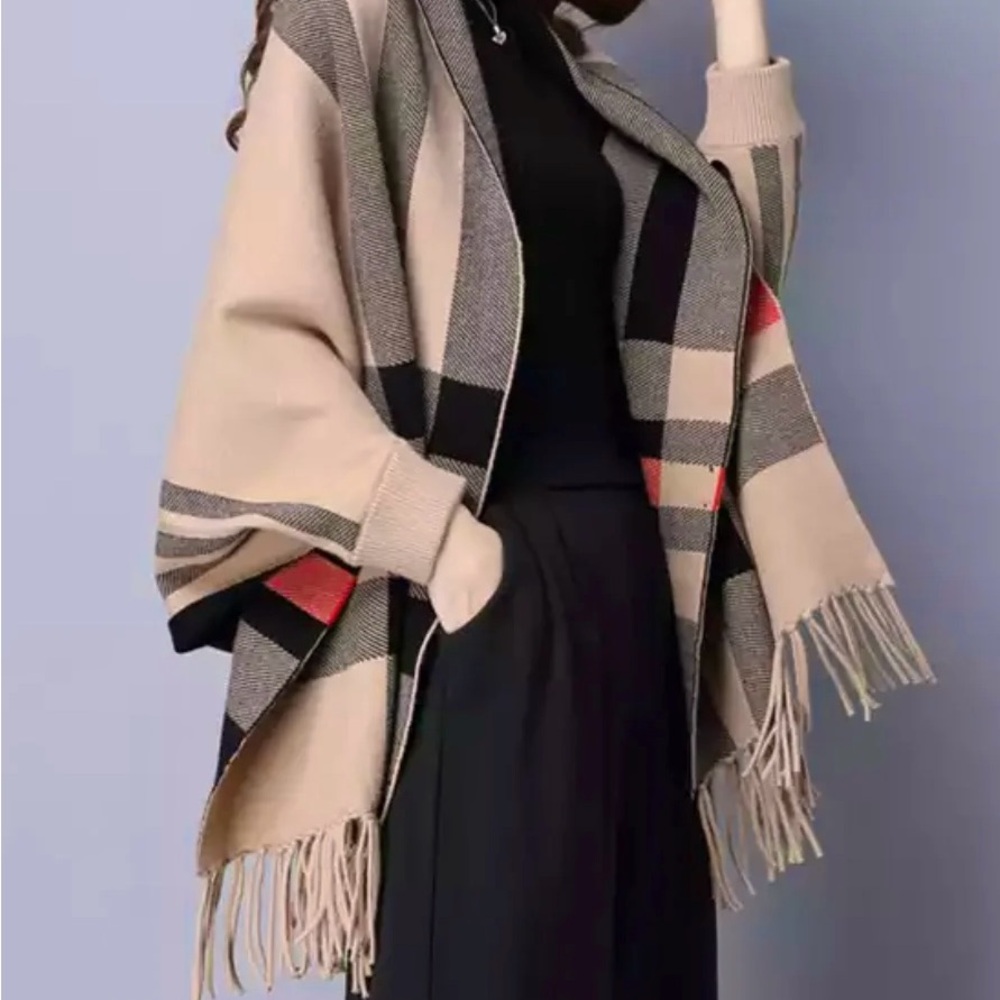 Chic Plaid Fringe Shawl/Poncho
